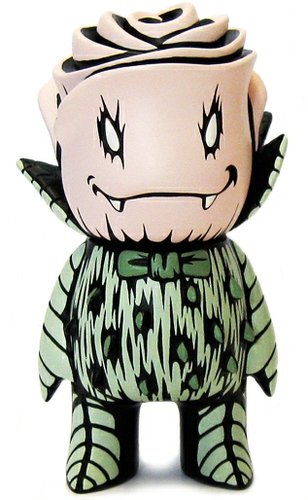 Custom Rose Vampire figure by Jon-Paul Kaiser. Front view.
