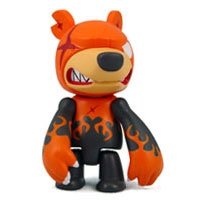 Knuckle Bear Qee waver figure by Touma, produced by Toy2R. Front view.
