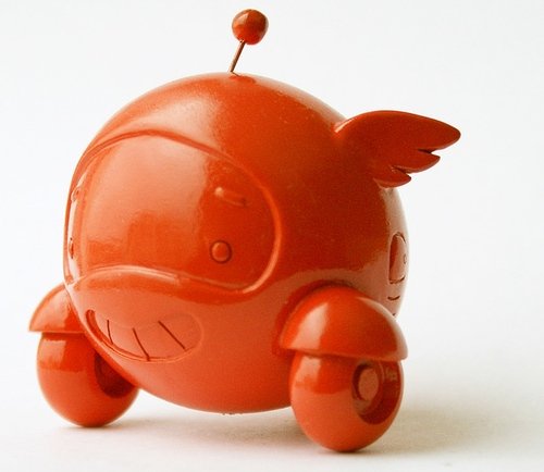 Mini Luno figure by Sergey Safonov. Front view.