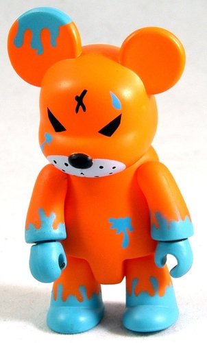 Redrum Orange & Blue figure by Frank Kozik, produced by Toy2R. Front view.