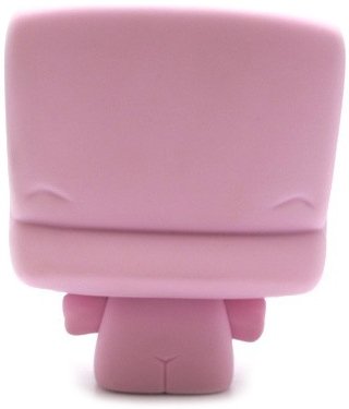 Marge Mallow - Light Purple(!!) Valentine figure by Stéphane Levallois, produced by Artoyz. Front view.