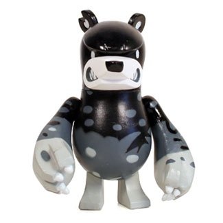 knuckle Bear Capsule pollution A figure by Touma, produced by Wonderwall. Front view.
