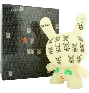 OKI-NI figure by Oki-Ni, produced by Kidrobot. Front view.