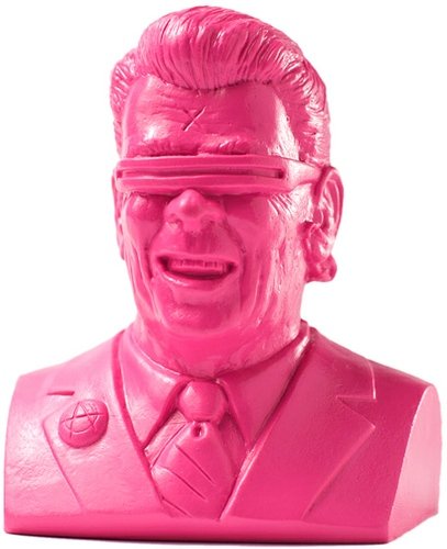 The Gipper figure by Frank Kozik, produced by Kidrobot. Front view.