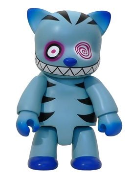 Cheshire Cat figure by Anna Puchalski, produced by Toy2R. Front view.