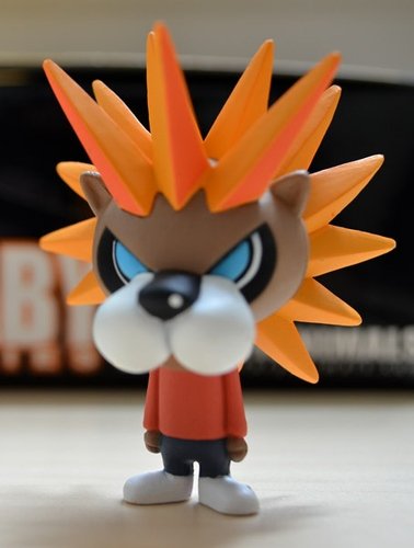 Punky Lion figure by Setoping, produced by Soda Workshop. Front view.