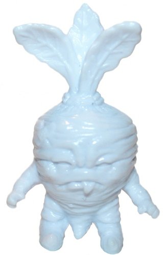 All American Deadbeet figure by Scott Tolleson, produced by October Toys. Front view.