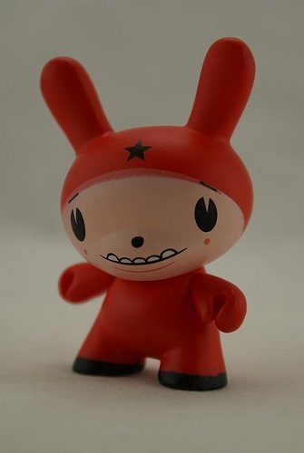 Star Head Red figure by Dalek, produced by Kidrobot. Front view.
