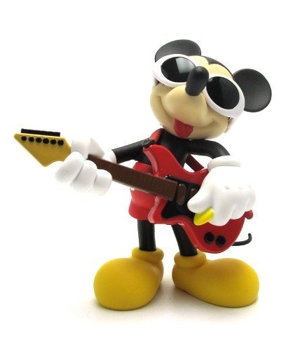 Mickey Mouse - Grunge Rock Ver., VCD No.186 figure by Disney, produced by Medicom Toy. Front view.