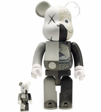 Dissected Companion Be@rbrick Mono - 400% and 100% Set figure by Kaws, produced by Medicom Toy. Front view.