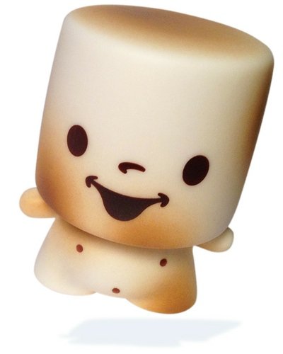 Toasted Mini Marshall figure by 64 Colors, produced by Squibbles Ink + Rotofugi. Front view.