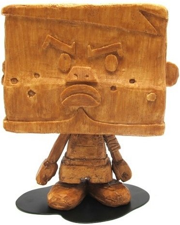 Kindergardener - 007 Square  figure by Michael Lau, produced by Crazysmiles. Front view.