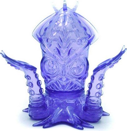 Ika-Gilas - Clear Blue figure by Frank Kozik, produced by Wonderwall. Front view.