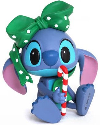 Stitch (Special Gift Version) figure by Disney, produced by Hot Toys. Front view.
