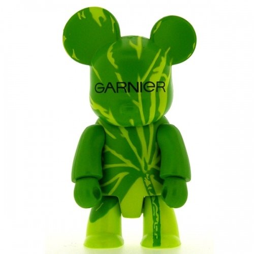 Garnier Qee figure by Toy2R, produced by Toy2R. Front view.