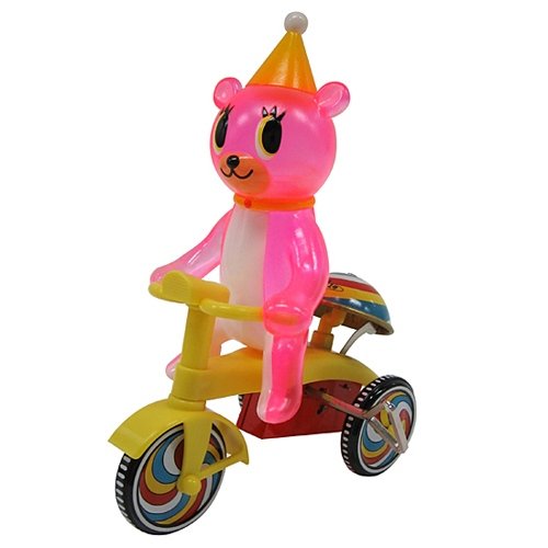 Oggetto M1go Tricycle - Clear Pink figure by Play Set Products, produced by M1Go. Front view.