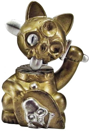 A Little Misfortune figure by Ferg X Chris Ryniak, produced by Playge. Front view.