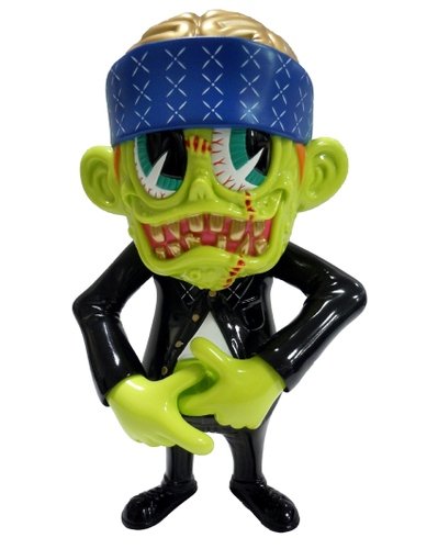 SKUM-kun - Stay Gold figure by Knuckle X Suicidal Tendencies, produced by Zacpac. Front view.