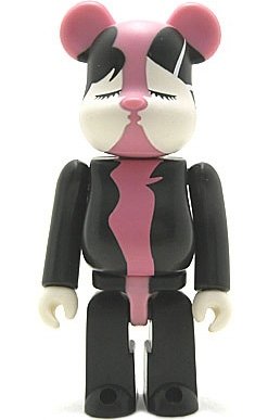 Cute Be@rbrick Series 4 figure, produced by Medicom Toy. Front view.