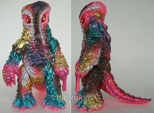 Hedorah Final Wars Pink Painted 2(Lucky Bag) figure by Yuji Nishimura, produced by M1Go. Front view.