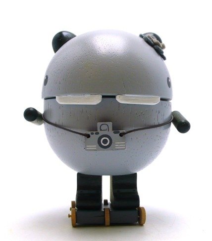 Pandacake - Mono figure by Noferin. Front view.