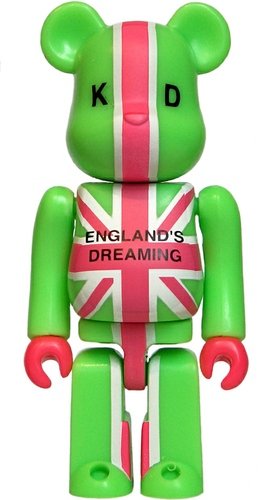 Englands Dreaming 100% Be@rbrick - WCC18, World Character Convention 18    figure by Keanan Duffty, produced by Medicom Toy. Front view.