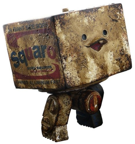 Brillo Square SDCC Toy Tokyo figure by Ashley Wood, produced by Threea. Front view.