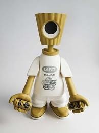 NY Fat - LA Fat - Woodgrain figure by Michael Lau, produced by Crazysmiles. Front view.