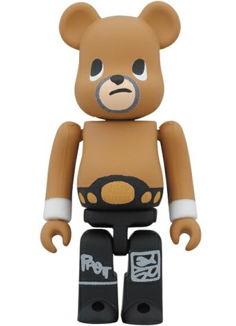 Muto Bear Be@rbrick 100% figure by Play Set Products, produced by Medicom Toy. Front view.