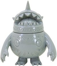 Pocl - Unpainted Grey figure by Kaijin, produced by Wonderwall. Front view.