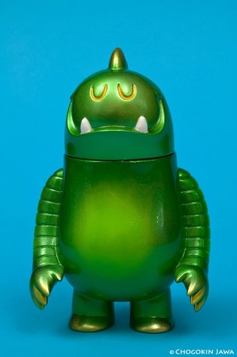 Leroy C. - Kaiju Green figure by D-Lux. Front view.