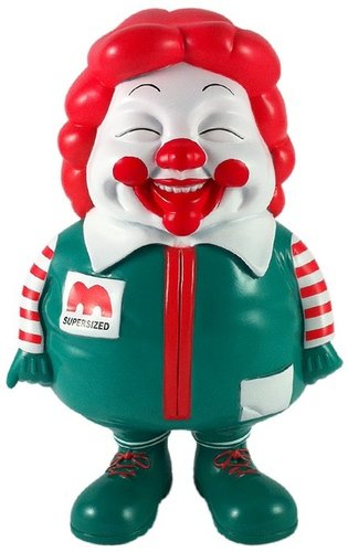 Mc Supersized - Xmas Green figure by Ron English, produced by Secret Base. Front view.