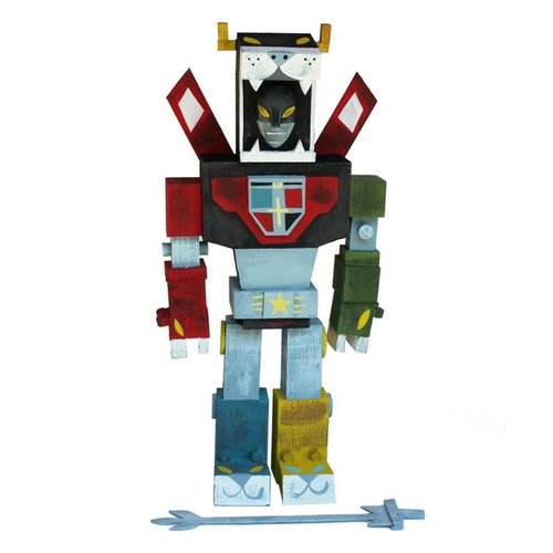 Voltron figure by Amanda Visell. Front view.