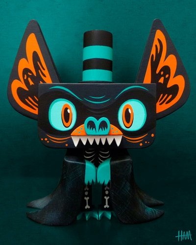 Hypnotic Hermees figure by Gary Ham. Front view.