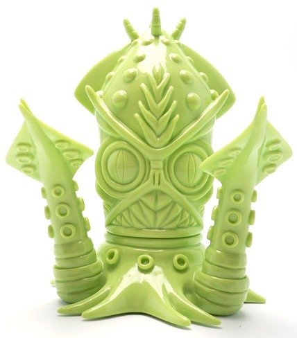 Ika-Gilas - Green figure by Frank Kozik, produced by Wonderwall. Front view.