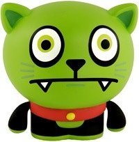 Zombie Kitten  figure by Delme, produced by Dreamland Toyworks. Front view.