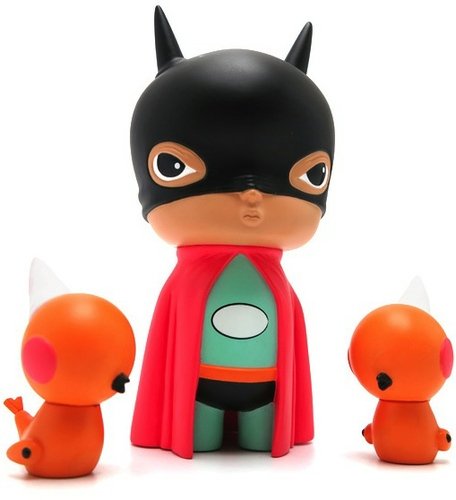 Oliver the Bat Boy figure by Kathie Olivas, produced by Artoyz Originals. Front view.