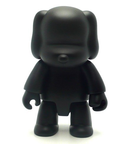 DIY Qee Dog Black figure, produced by Toy2R. Front view.