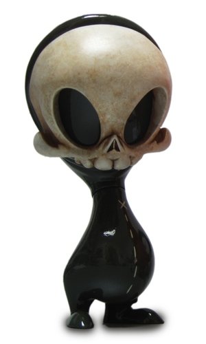 Skelve figure by Brandt Peters X Kathie Olivas, produced by Circus Posterus. Front view.