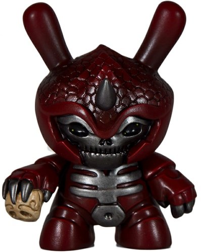 Chimamire No Akumu - Red/Silver figure by Artmymind. Front view.