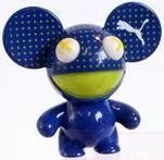 Deadmau5 Footlocker Exclusive figure by Deadmau5 X Footlocker, produced by Oddco Ltd. Front view.