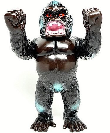 HS Gorilla-ju (ゴリラ獣) figure by Yasuaki Hirota, produced by Hirota Saigansho. Front view.