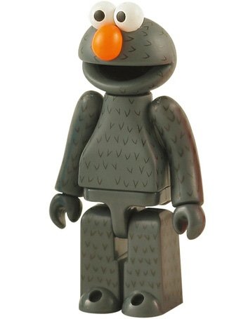 Elmo Kubrick 100% - Grey figure by Sesame Workshop, produced by Medicom Toy. Front view.