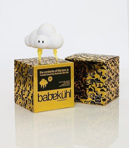 Babu Cloud figure by Babekuhl, produced by Babekuhl. Front view.
