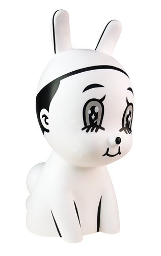 Jellofox figure by Tong Yan, produced by Adfunture. Front view.