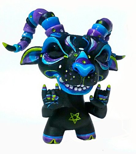 The Sinner figure by Kathleen Voigt, produced by Kidrobot. Front view.