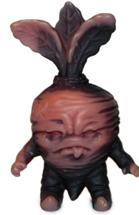 Baby Deadbeet - Tarred figure by Scott Tolleson, produced by October Toys. Front view.