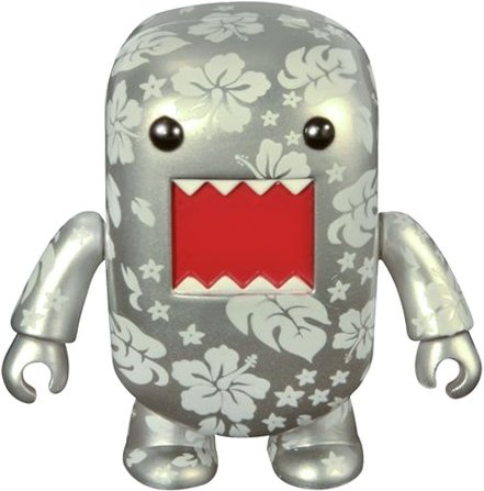 Tropical Silver Domo Qee - C2E2 10 Exclusive figure by Dark Horse Comics, produced by Toy2R. Front view.