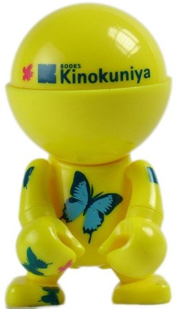 Kinokuniya Yellow (Books Kinokuniya) figure by Play Imaginative, produced by Play Imaginative. Front view.
