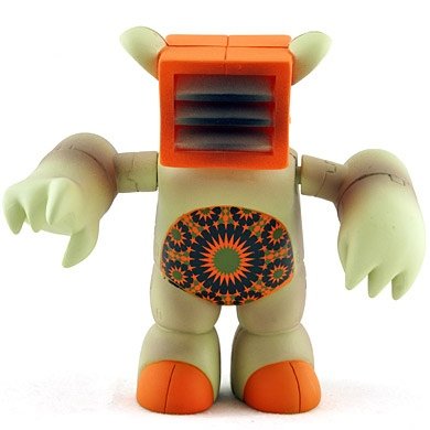 Grilly Bear  figure by Damon Soule, produced by Kidrobot. Front view.